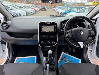Used Renault Clio 2015 for sale - 78843340: Photo