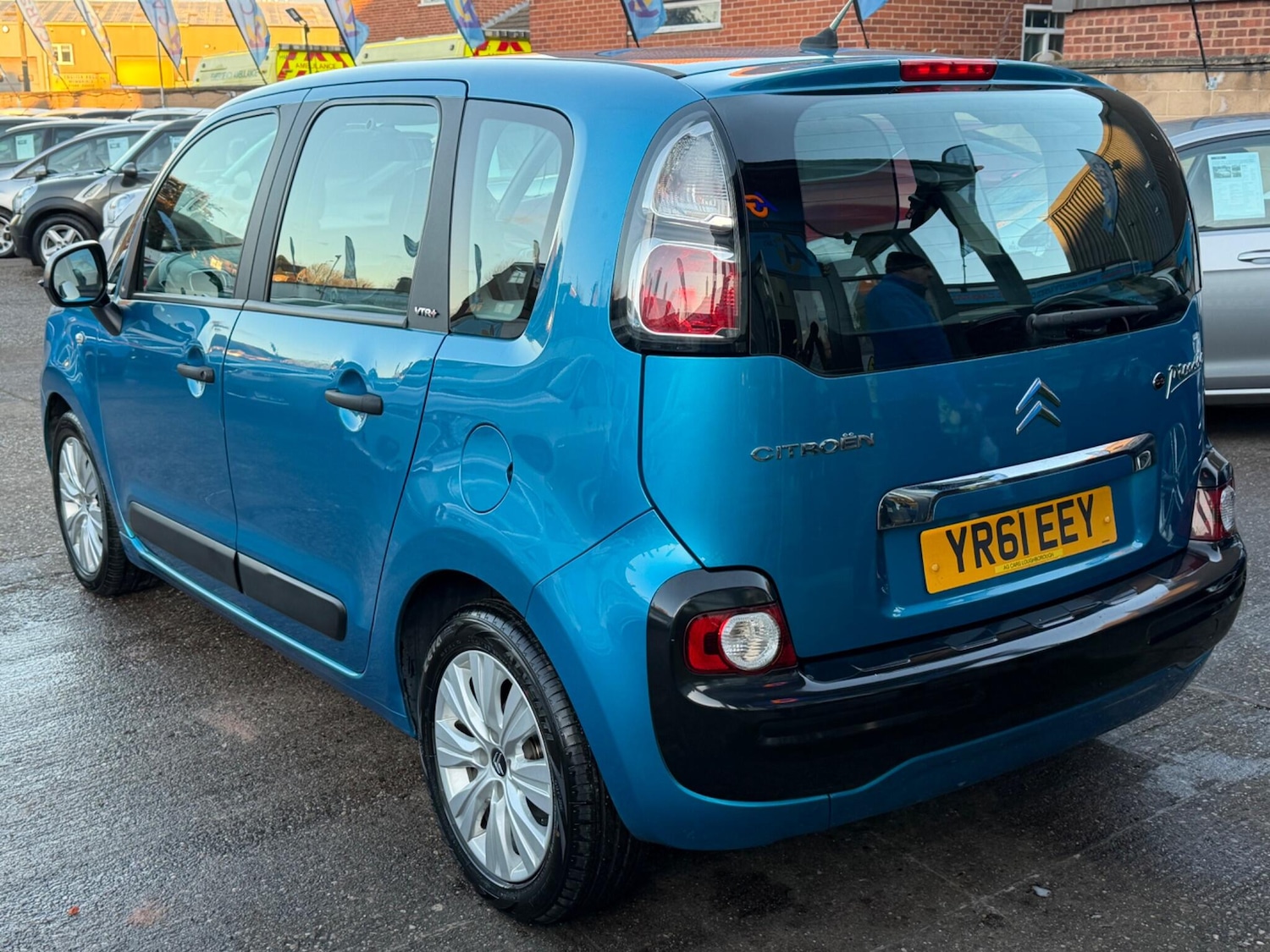 Used Citroen C3 Picasso 2011 for sale - 77091886: Photo 14