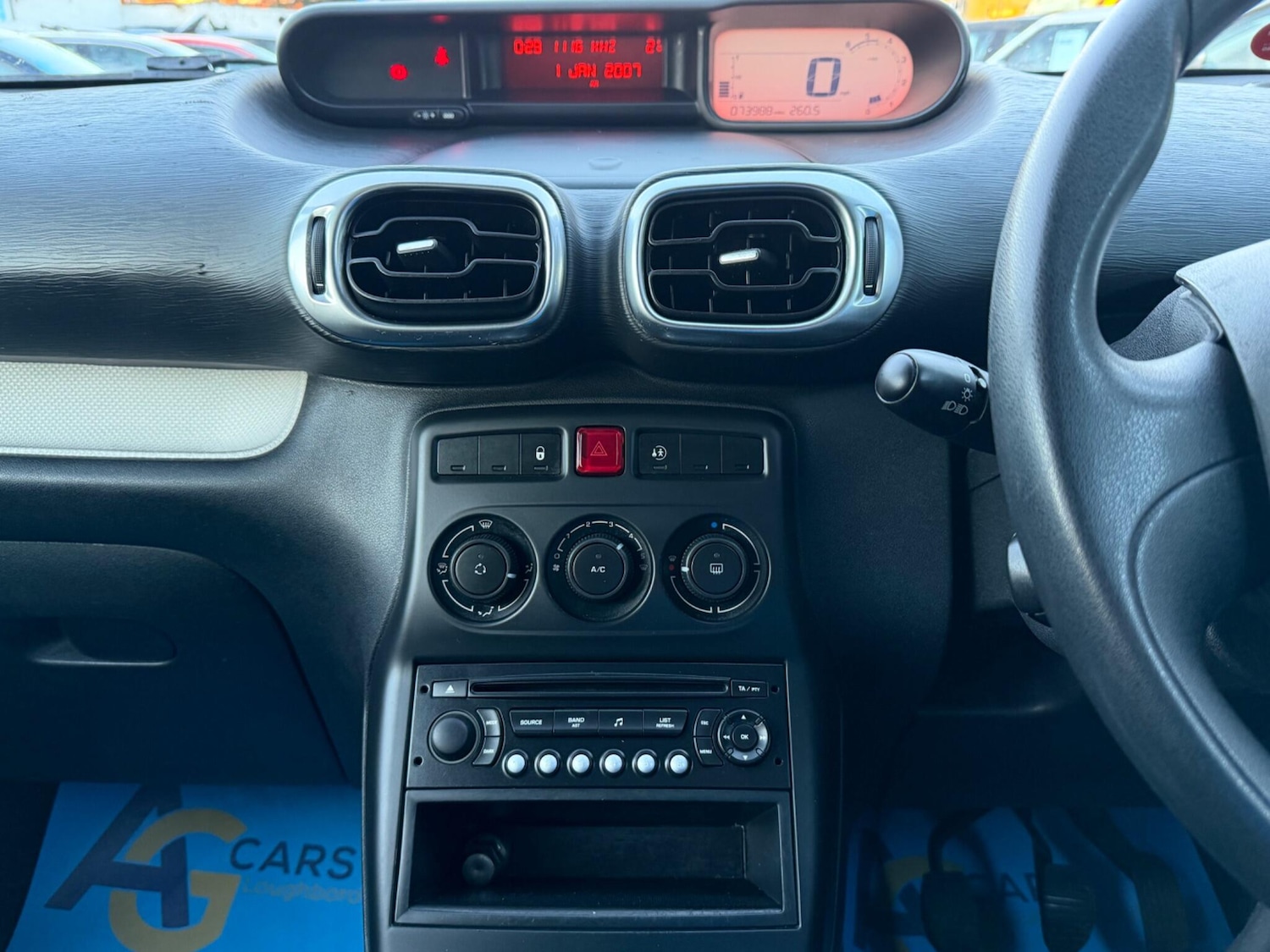 Used Citroen C3 Picasso 2011 for sale - 77091886: Photo 20