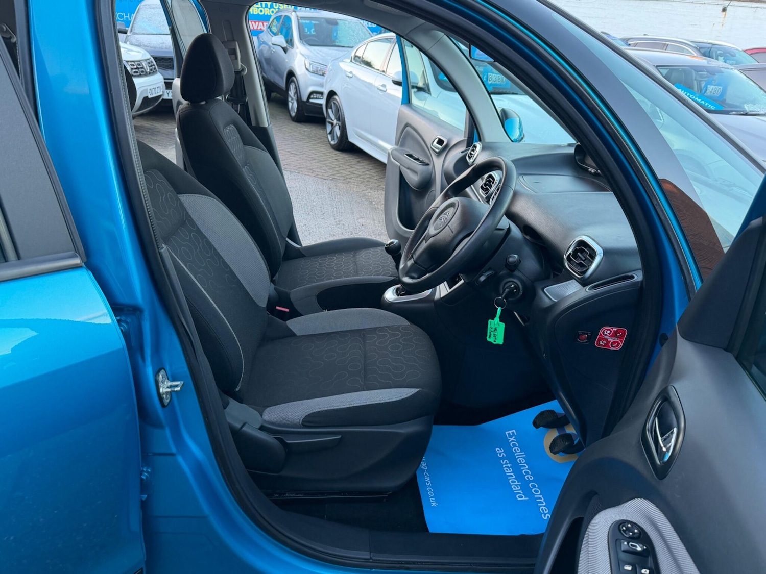 Used Citroen C3 Picasso 2011 for sale - 77091886: Photo 30