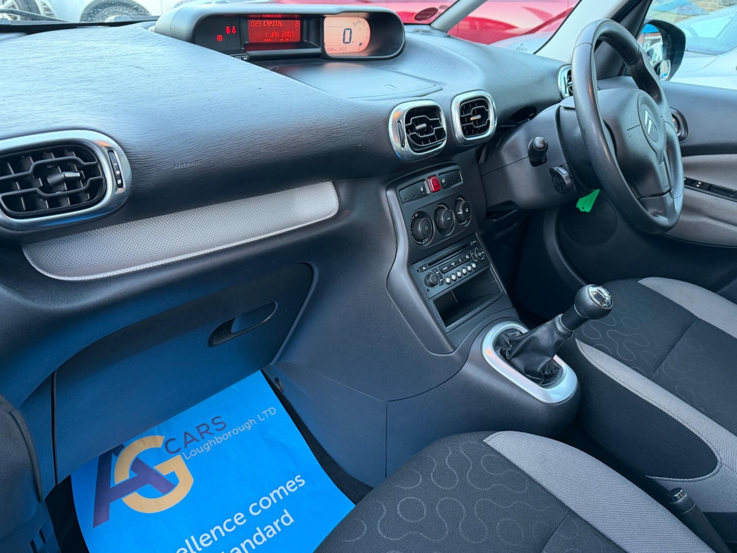 Used Citroen C3 Picasso 2011 for sale - 77091886: Photo 31