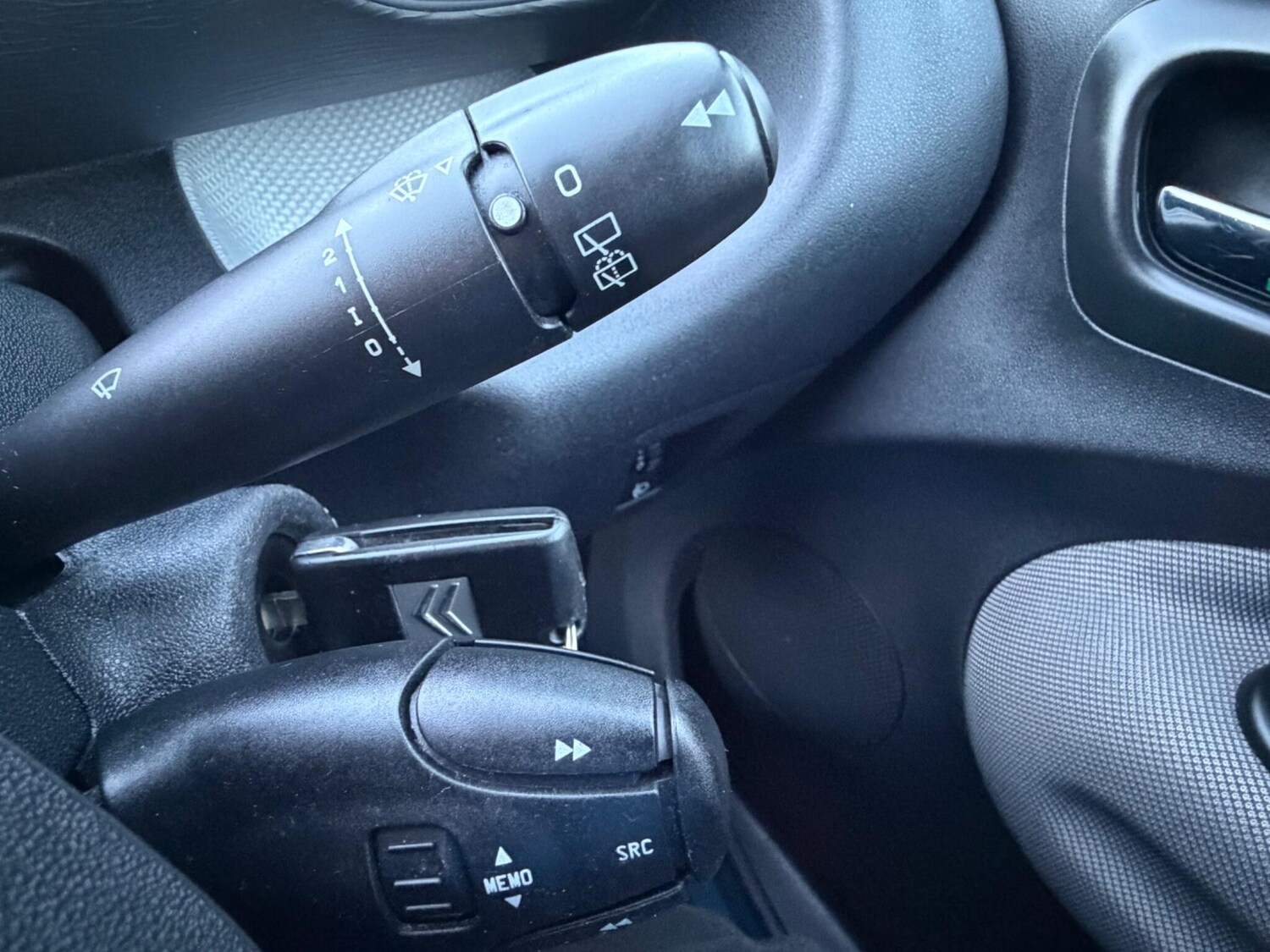 Used Citroen C3 Picasso 2011 for sale - 77091886: Photo 36