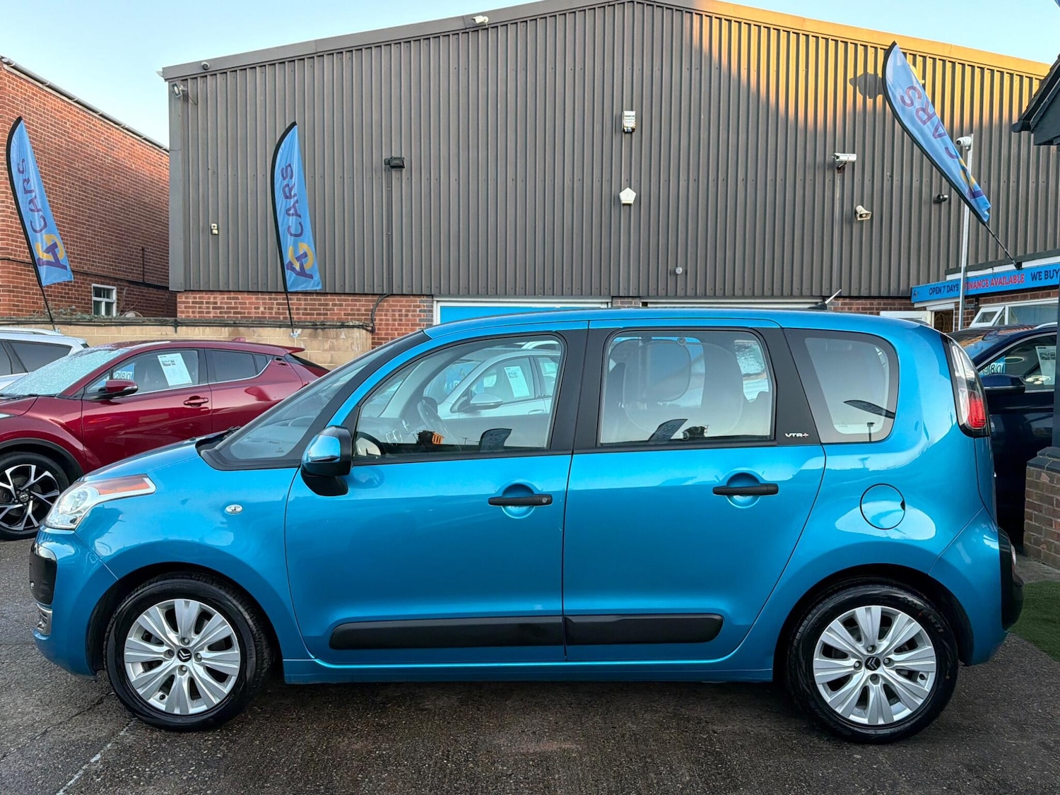 Used Citroen C3 Picasso 2011 for sale - 77091886: Photo 8