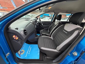 Used Dacia Sandero Stepway 2017 for sale - 77807913: Photo