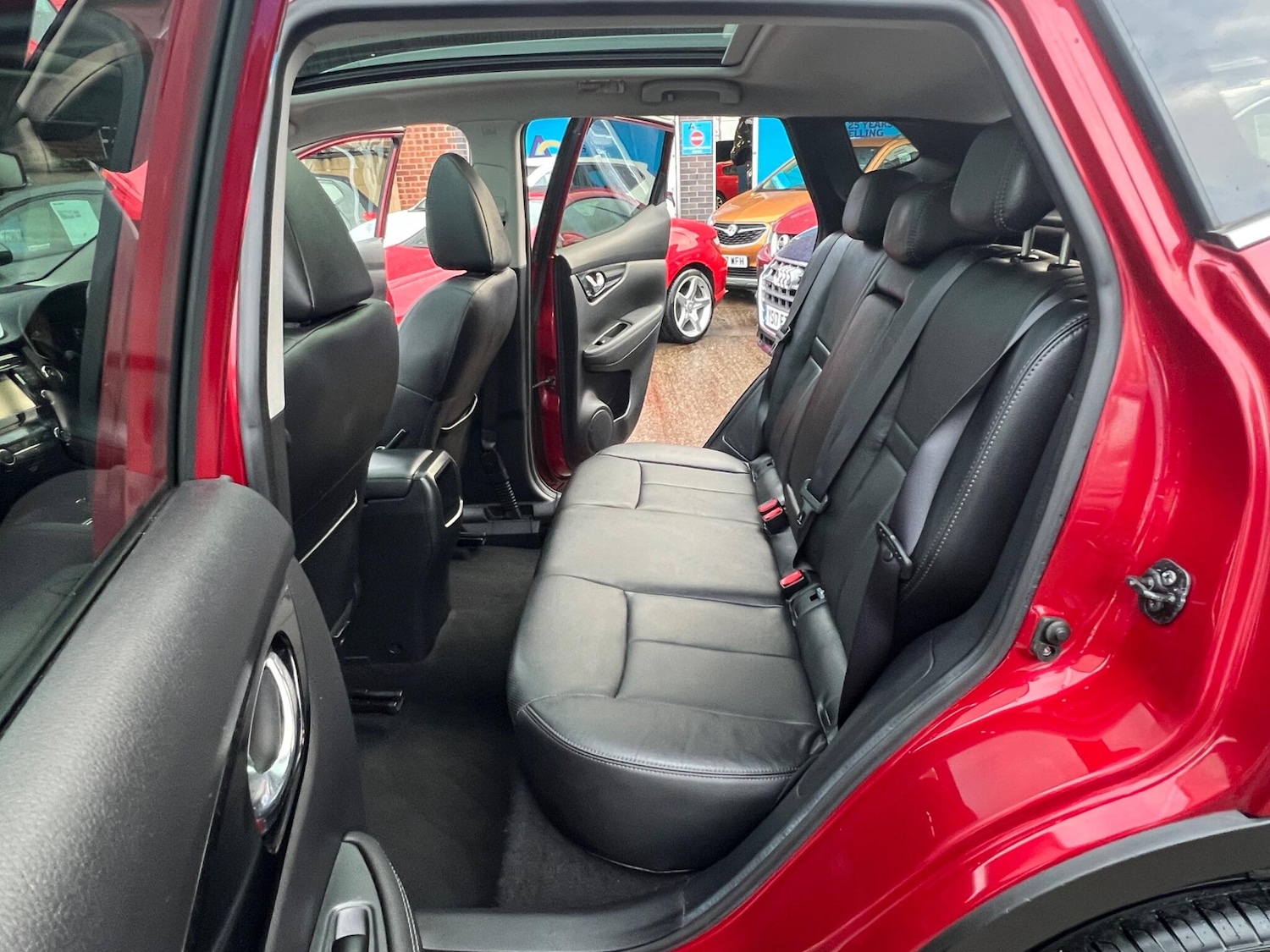 Used Nissan Qashqai 2017 for sale - 76786791: Photo 26