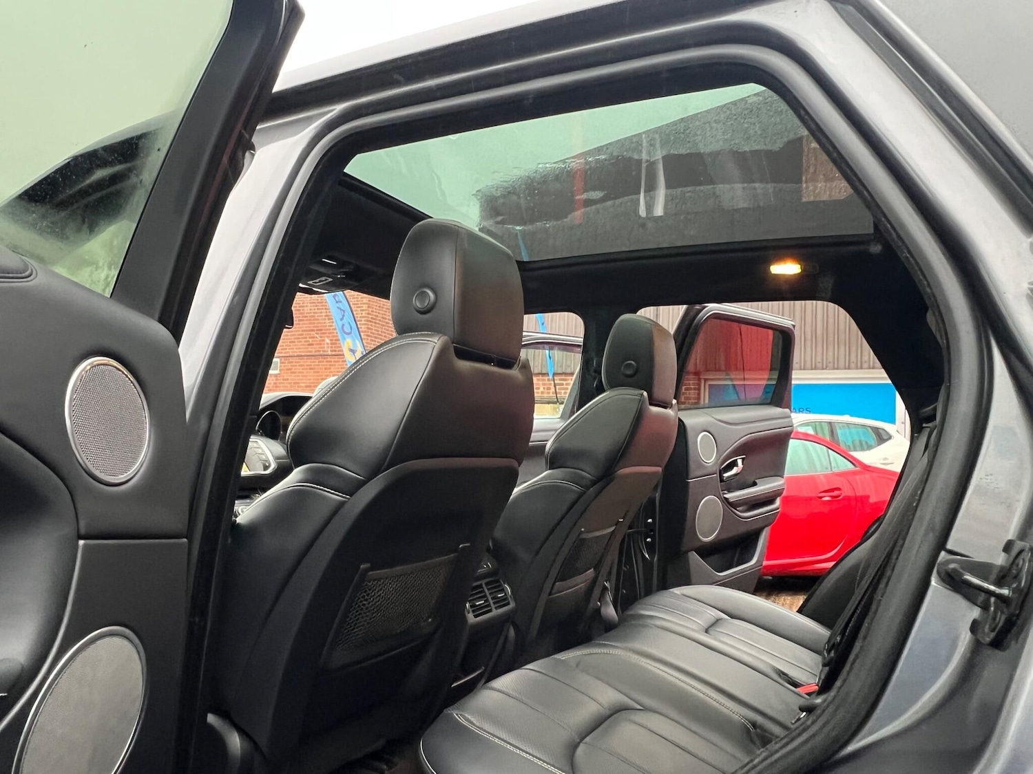 Used Land Rover Range Rover Evoque 2016 for sale - 76990706: Photo 41