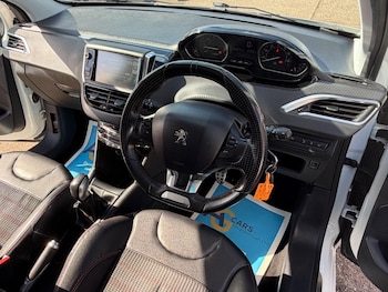 Used Peugeot 208 2016 for sale - 79075913: Photo