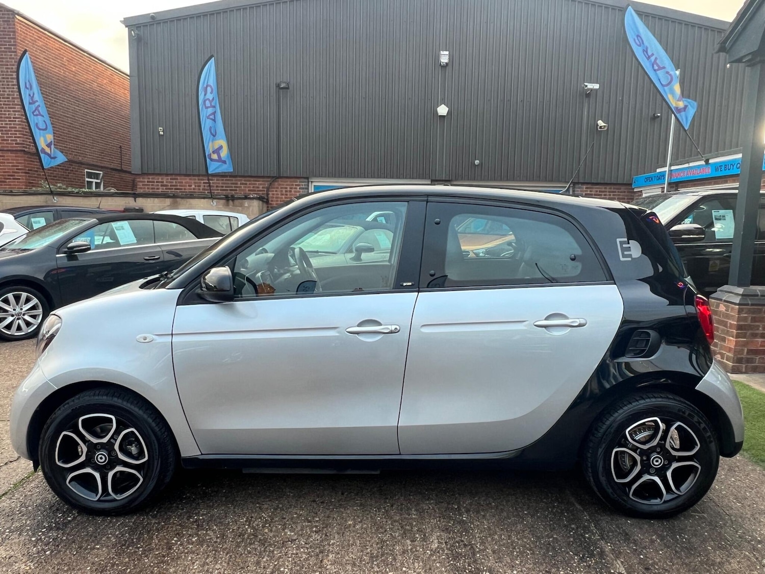 Used smart forfour 2017 for sale - 76377796: Photo 47