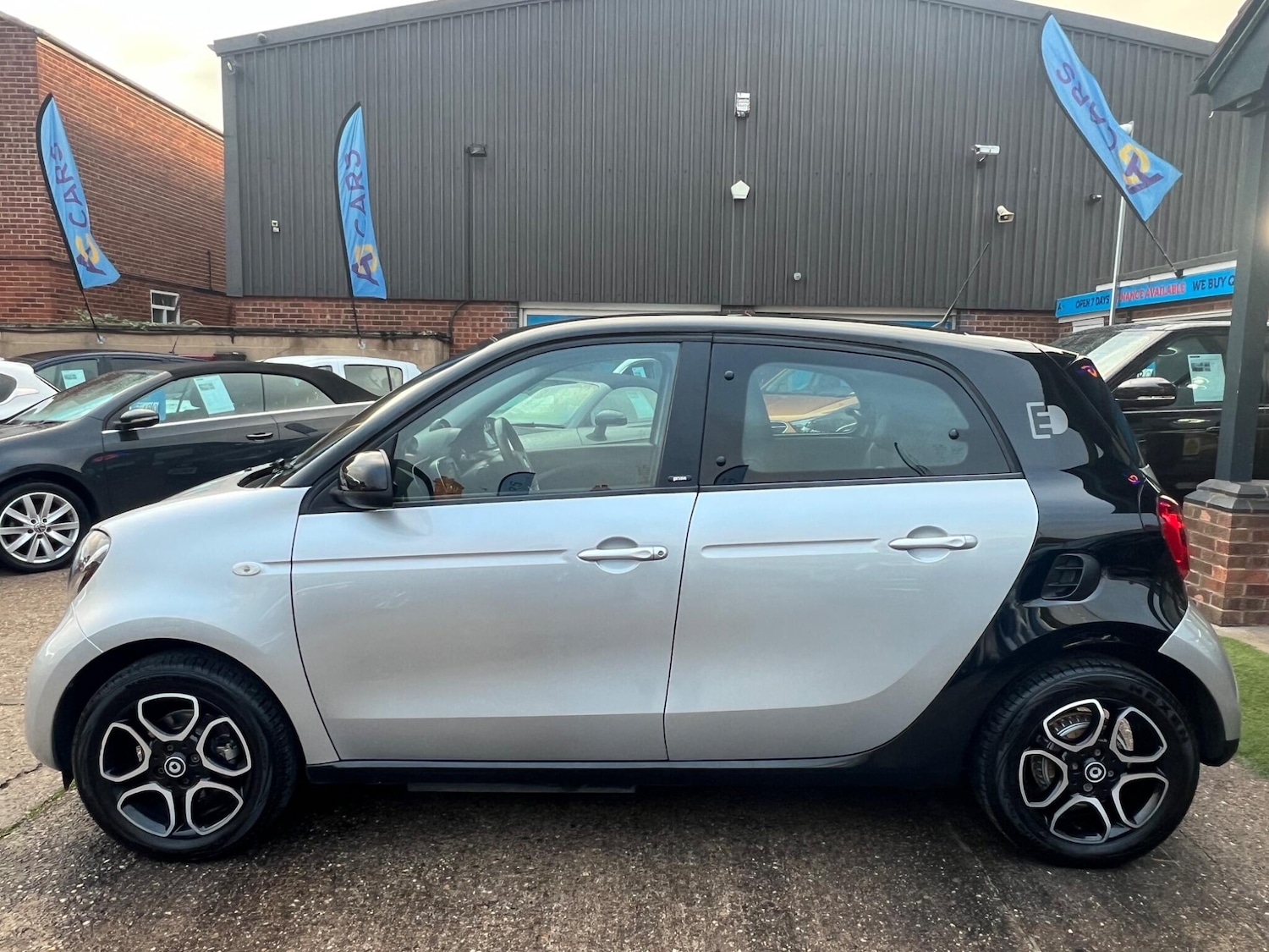 Used smart forfour 2017 for sale - 76377796: Photo 9