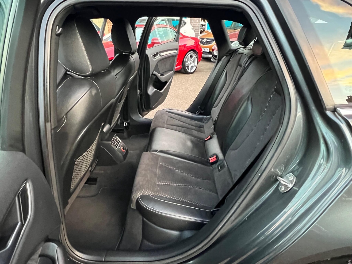 Used Audi A3 2013 for sale - 76620559: Photo 5