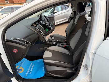 Used Ford Focus 2013 for sale - 77613028: Photo