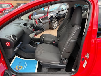 Used Peugeot 107 2012 for sale - 79328868: Photo