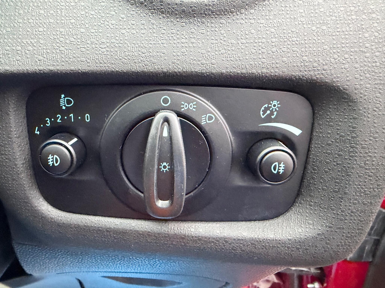 Used Ford Fiesta 2016 for sale - 77320397: Photo 32