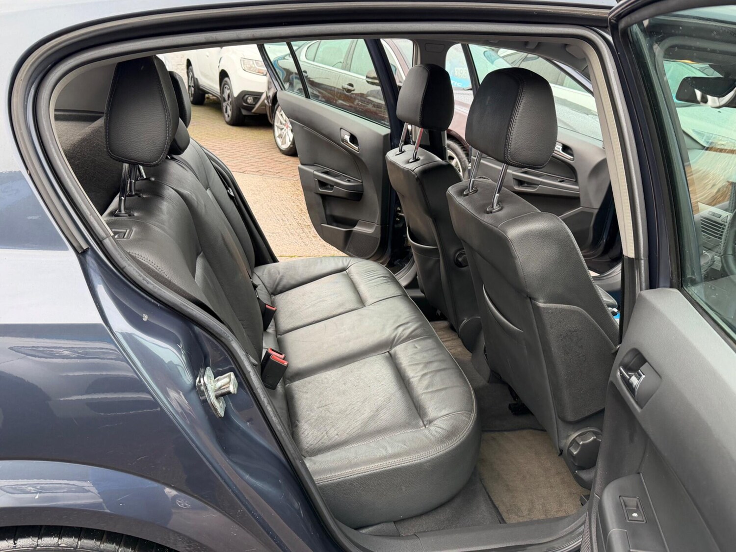 Used Vauxhall Astra for sale - 77163590: Photo 32