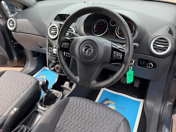 Used Vauxhall Corsa 2015 for sale - 79011762: Photo