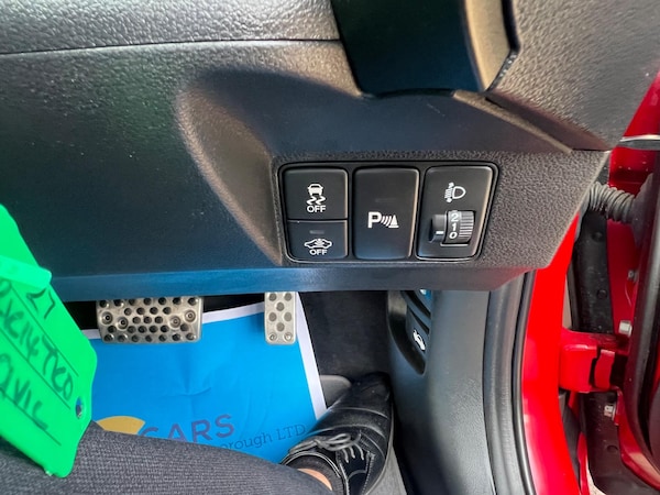Used Honda Civic 2014 for sale - 75430770: Photo 30