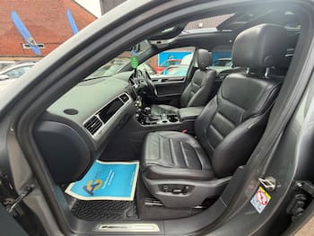 Used Volkswagen Touareg 2017 for sale - 79540196: Photo