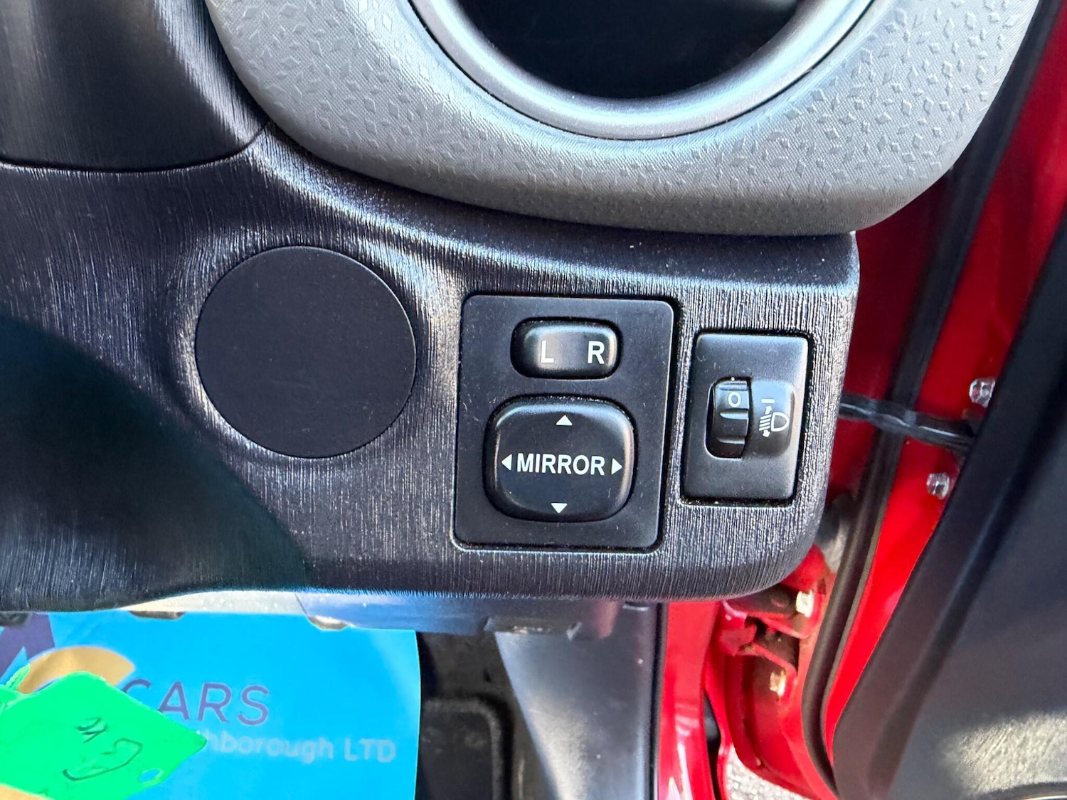 Used Toyota Yaris 2014 for sale - 77738083: Photo 25