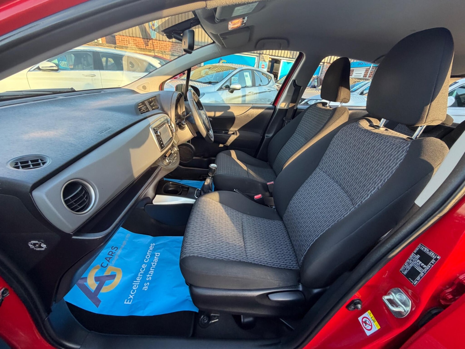 Used Toyota Yaris 2014 for sale - 77738083: Photo 29