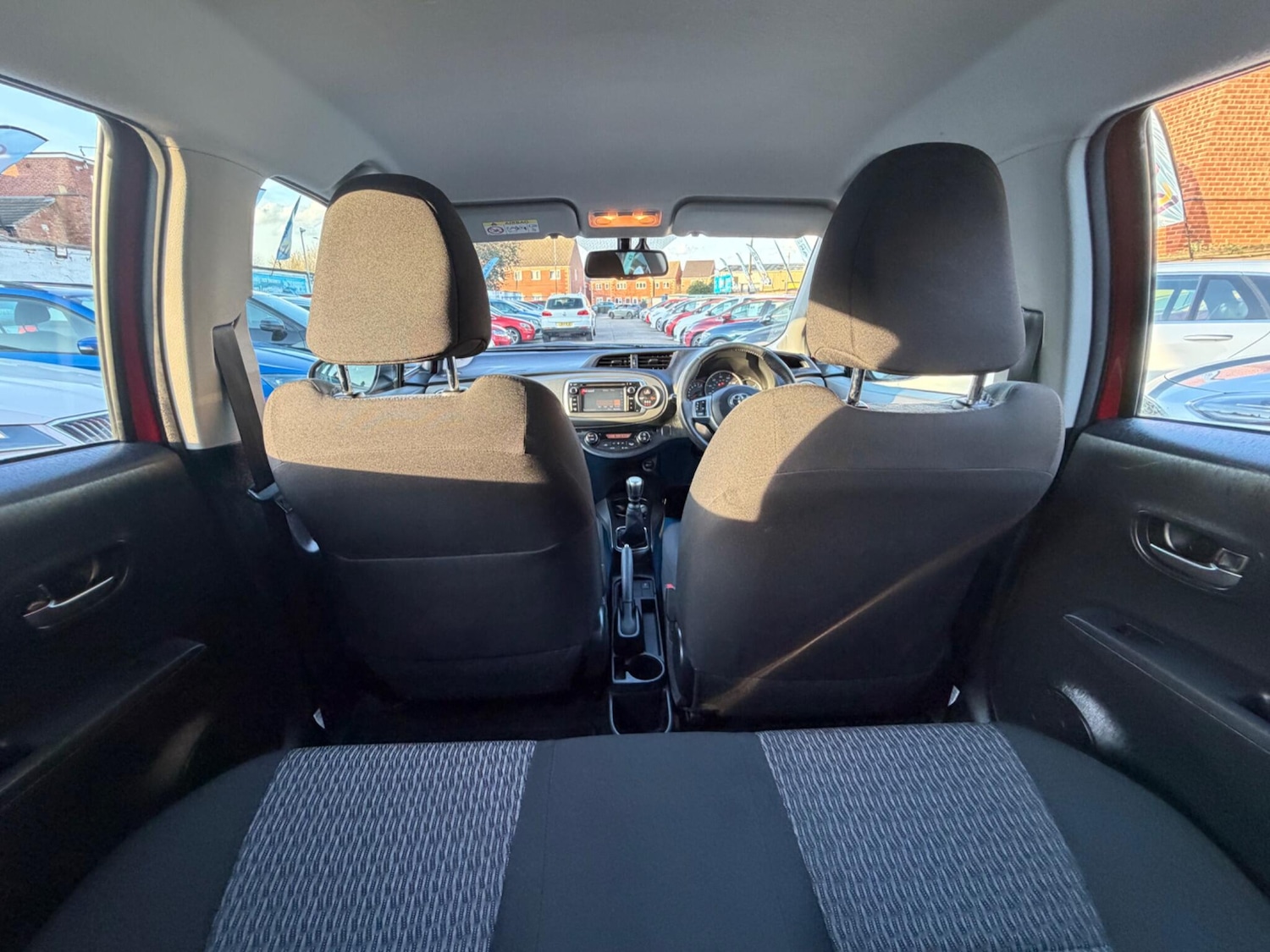 Used Toyota Yaris 2014 for sale - 77738083: Photo 31