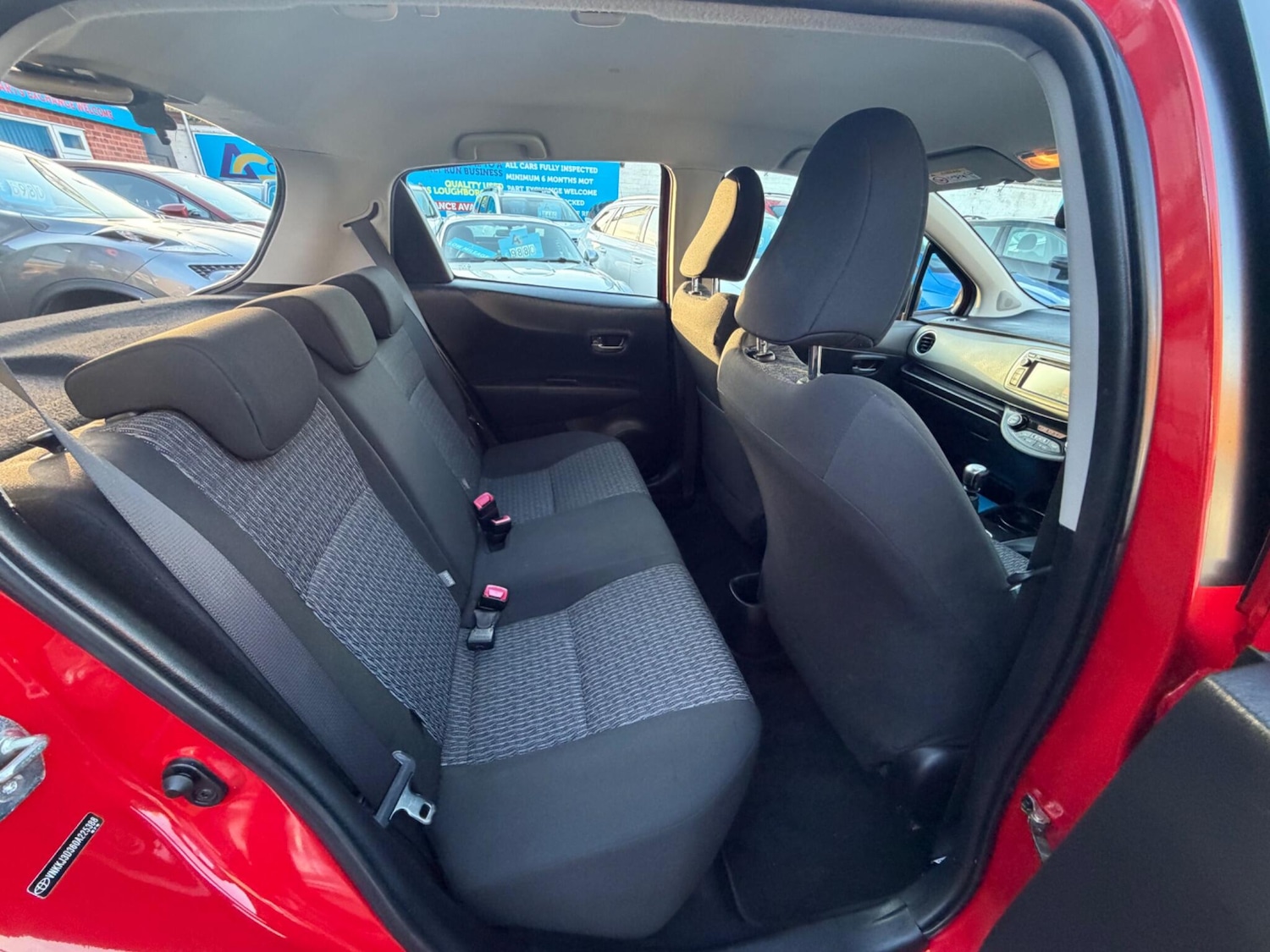 Used Toyota Yaris 2014 for sale - 77738083: Photo 34