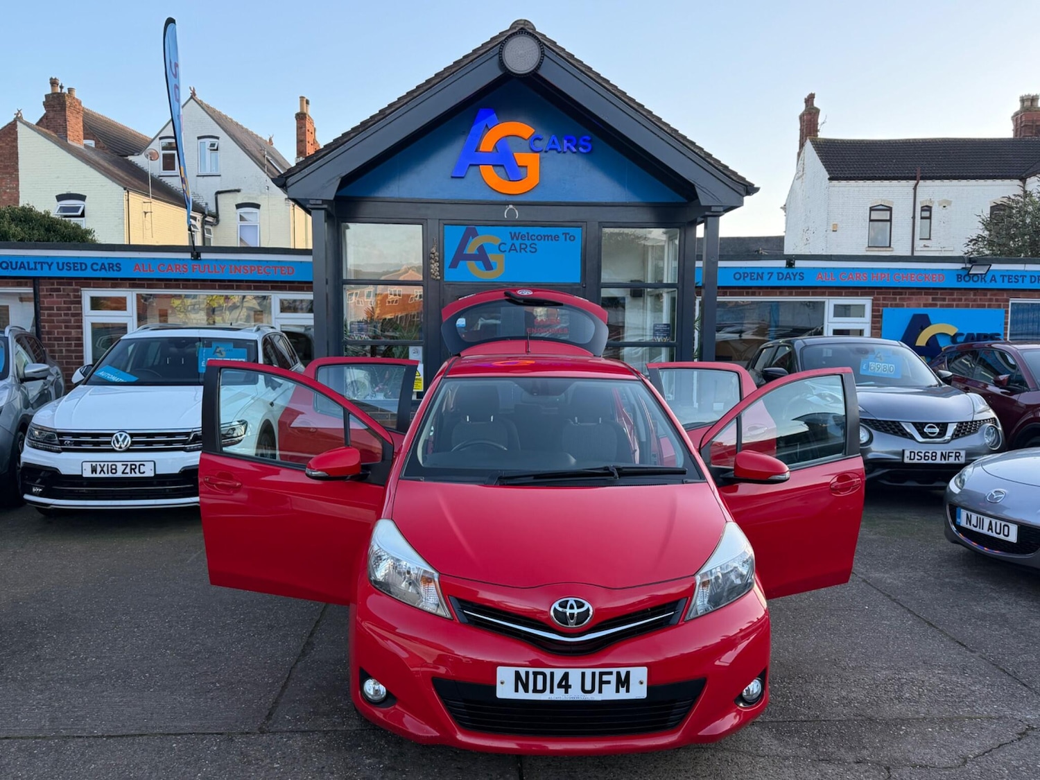 Used Toyota Yaris 2014 for sale - 77738083: Photo 47