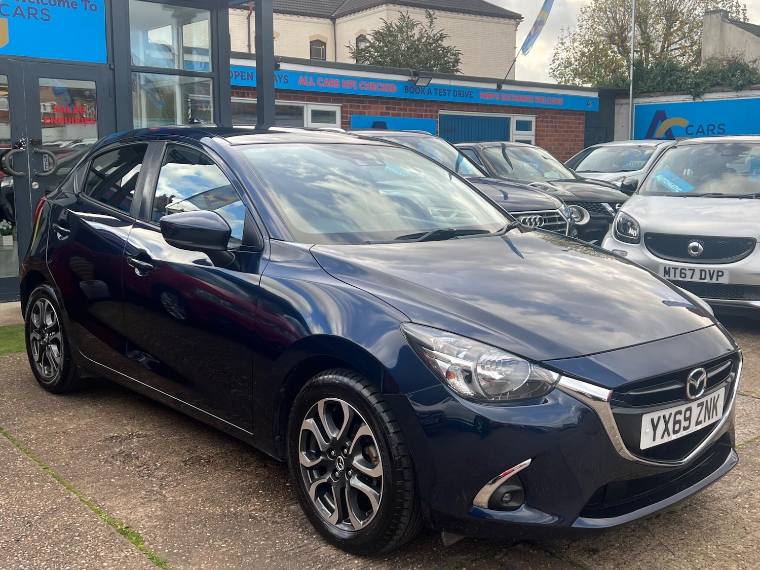 Used Mazda Mazda2 2019 for sale - 76550457: Photo 9