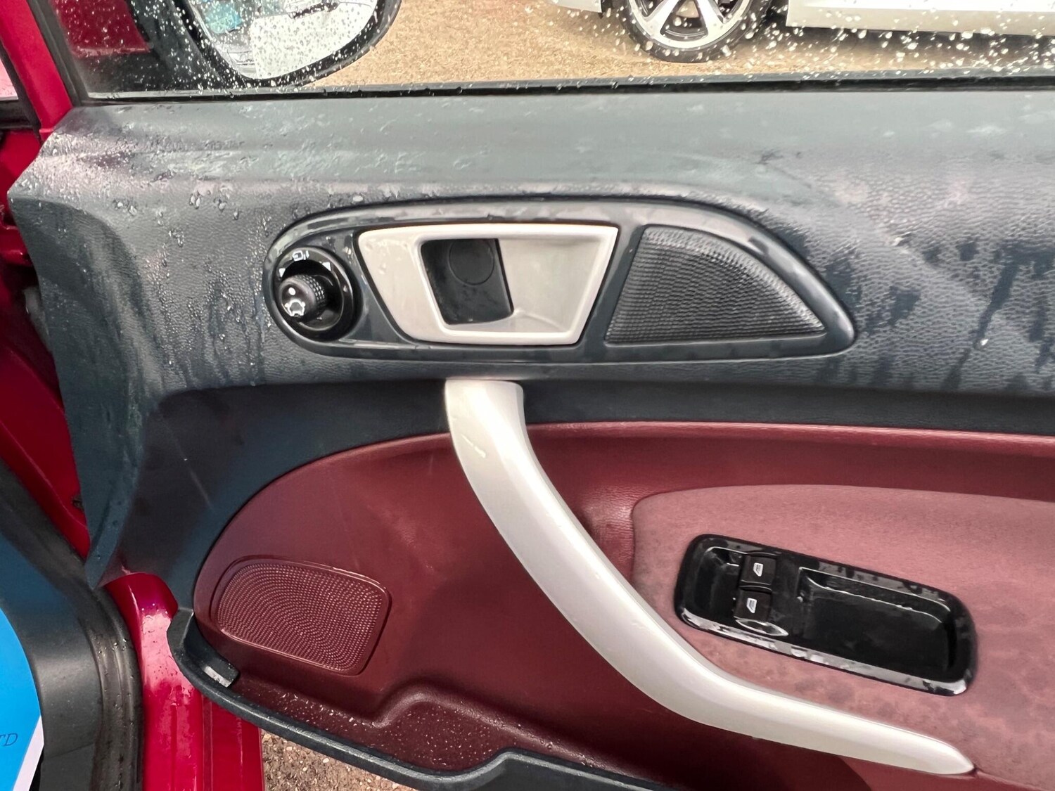 Used Ford Fiesta 2012 for sale - 75838082: Photo 30