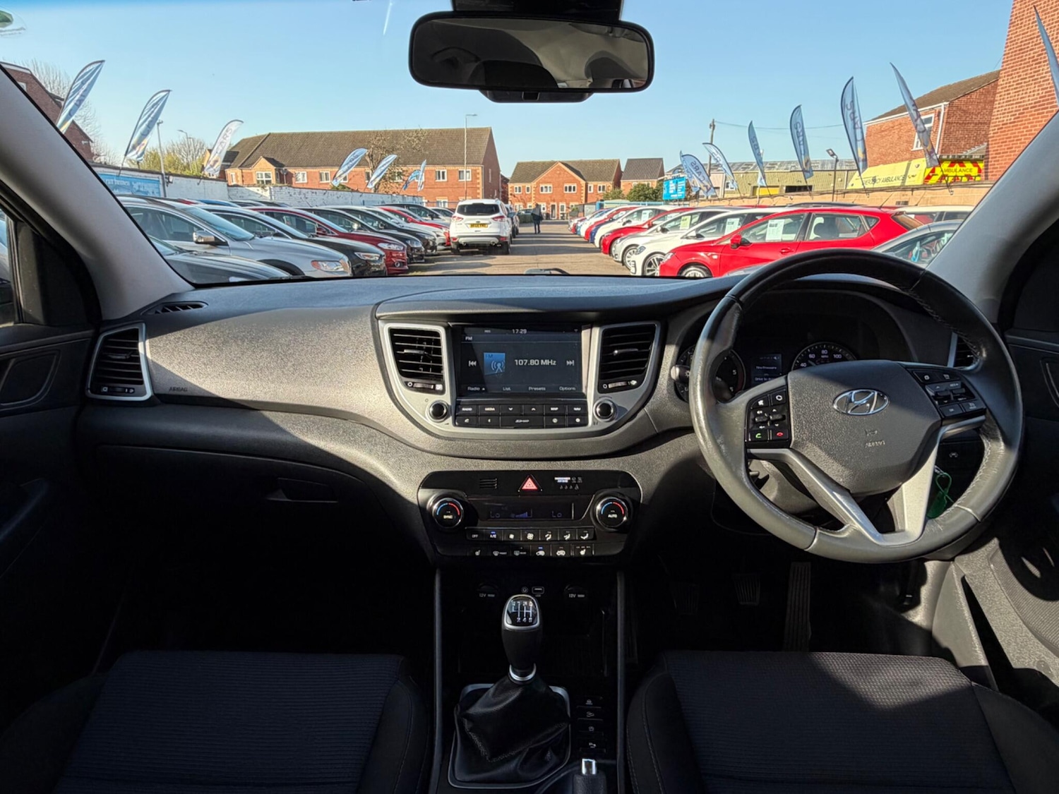 Used Hyundai TUCSON 2017 for sale - 78171366: Photo 2