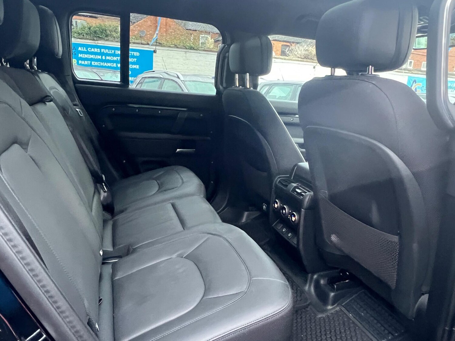 Used Land Rover Defender 110 for sale - 77696856: Photo 33