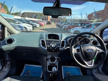 Used Ford Fiesta 2011 for sale - 78676715: Photo