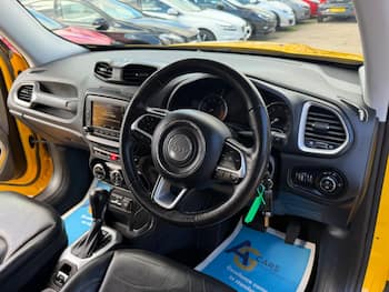 Used Jeep Renegade 2015 for sale - 79820463: Photo