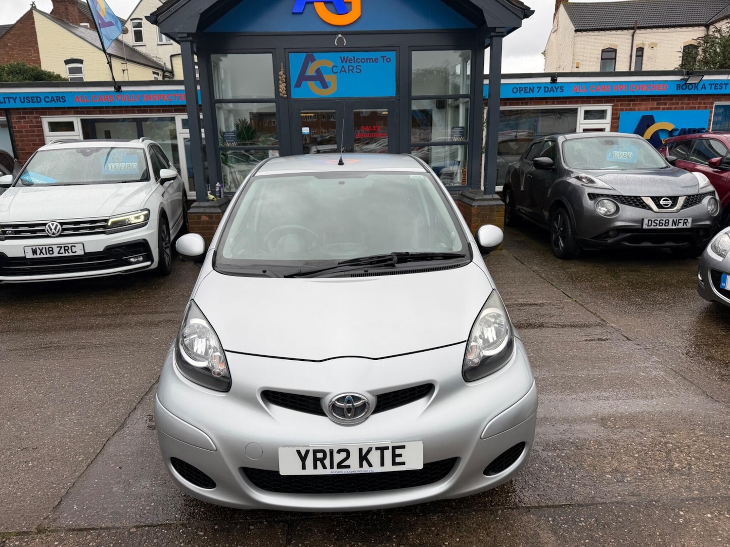 Used Toyota AYGO 2012 for sale - 77737554: Photo 10