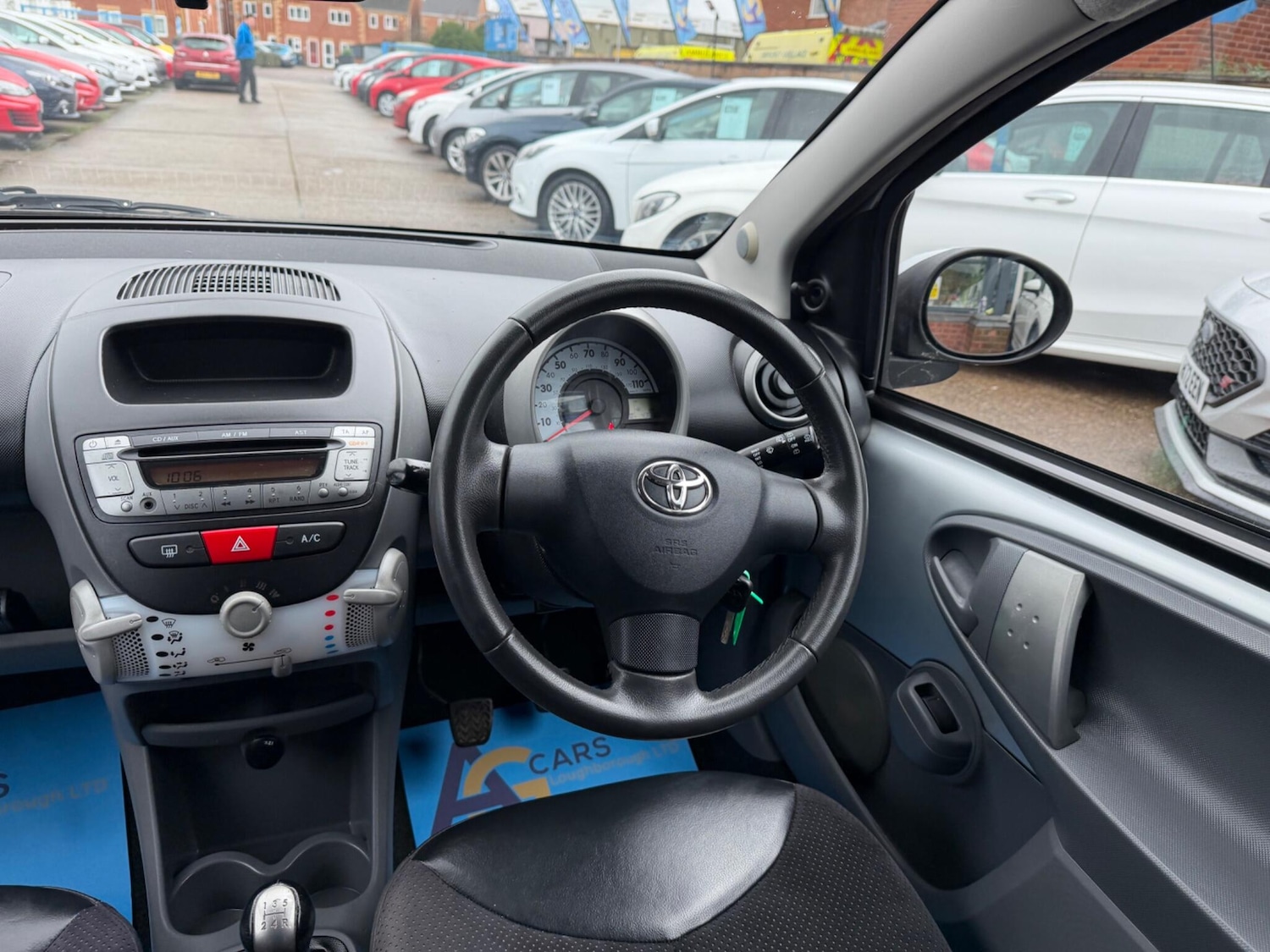 Used Toyota AYGO 2012 for sale - 77737554: Photo 22