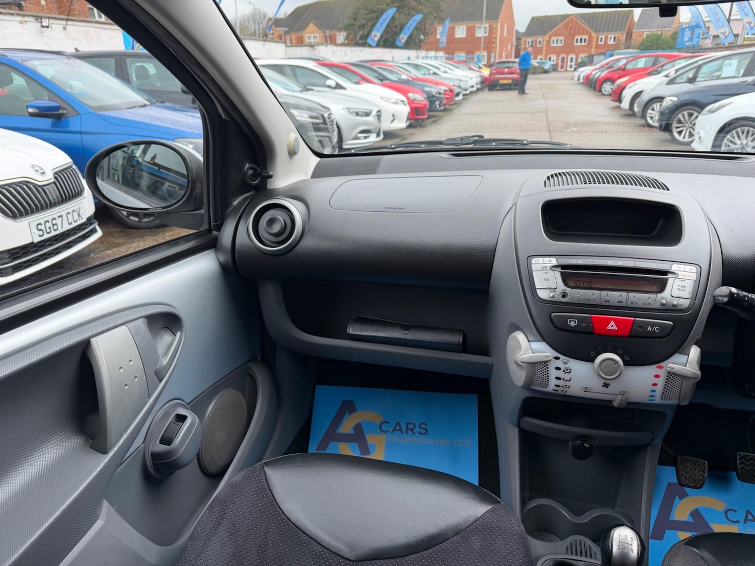 Used Toyota AYGO 2012 for sale - 77737554: Photo 23