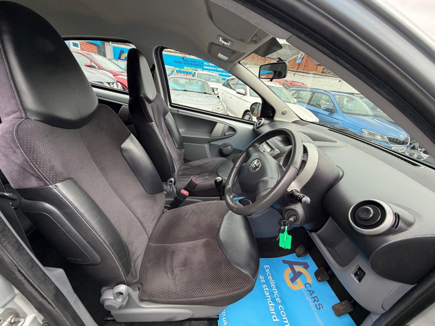 Used Toyota AYGO 2012 for sale - 77737554: Photo 26