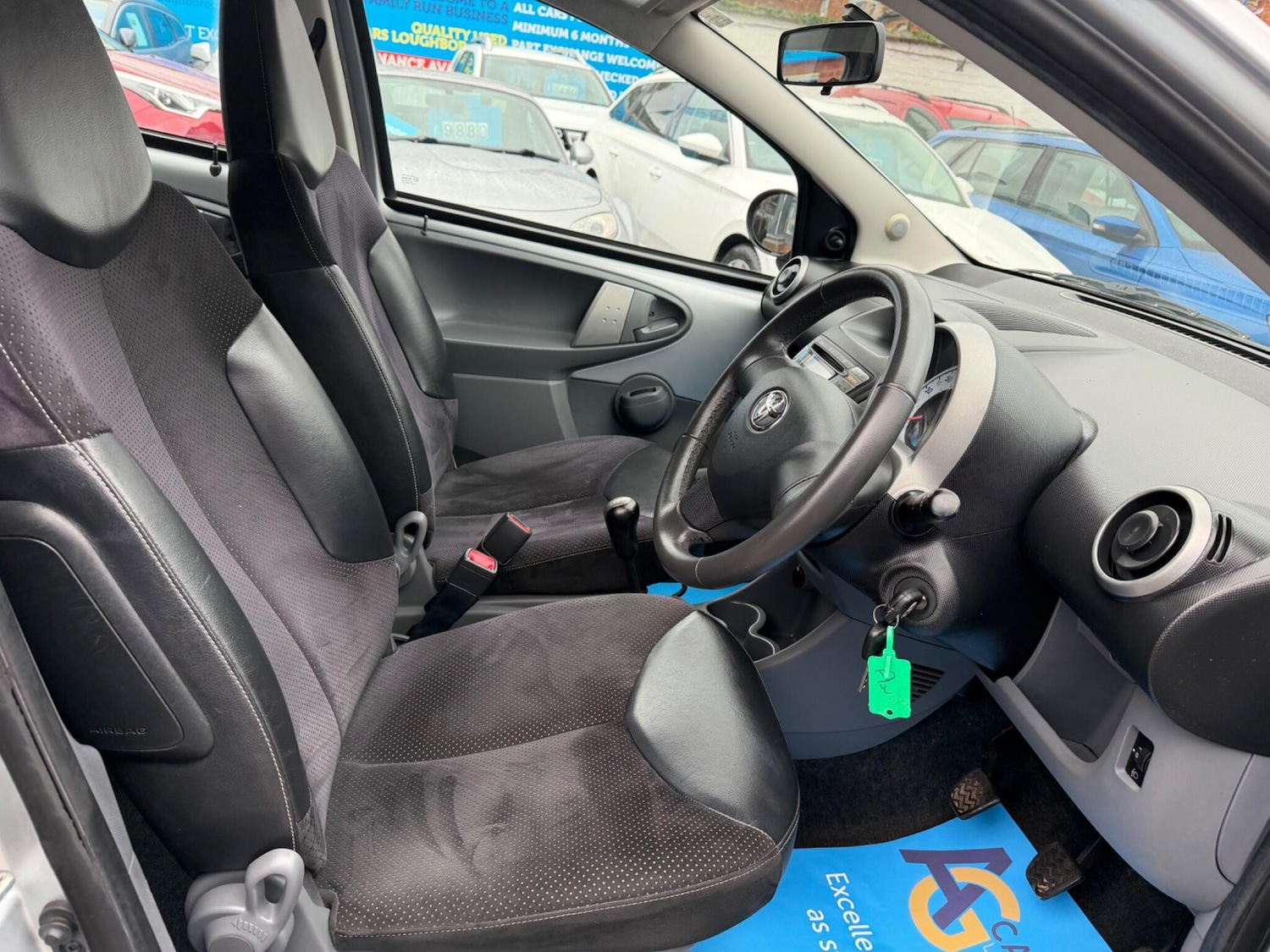 Used Toyota AYGO 2012 for sale - 77737554: Photo 27