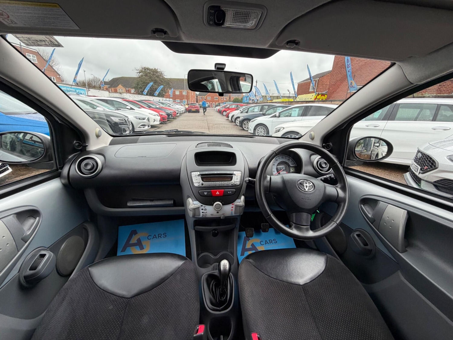 Used Toyota AYGO 2012 for sale - 77737554: Photo 39