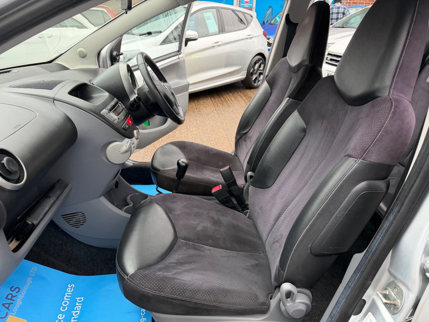 Used Toyota AYGO 2012 for sale - 77737554: Photo 4