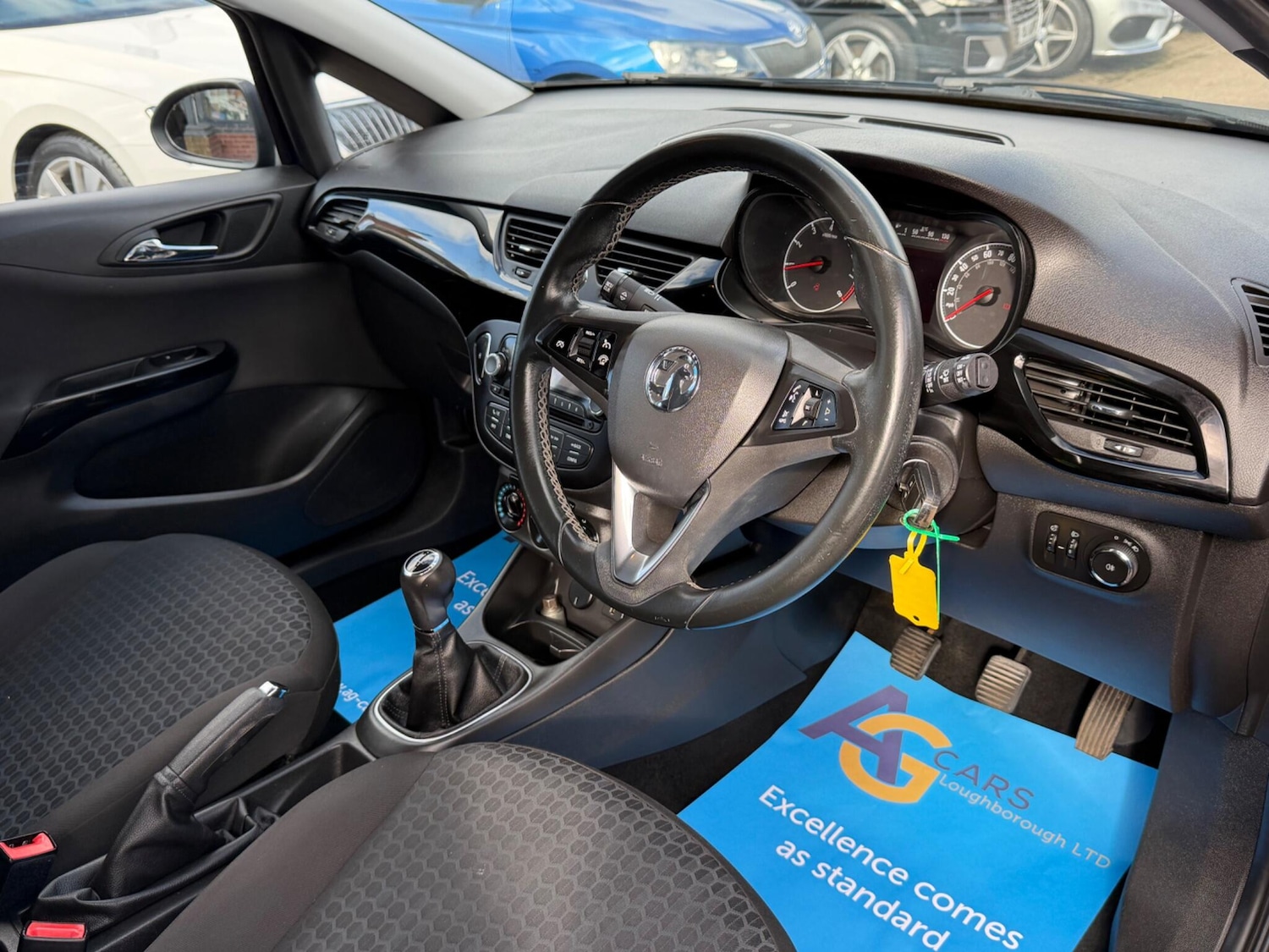 Used Vauxhall Corsa 2015 for sale - 77839183: Photo 3