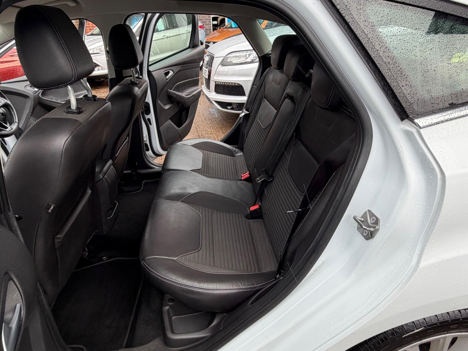 Used Ford Focus 2015 for sale - 77190614: Photo 5