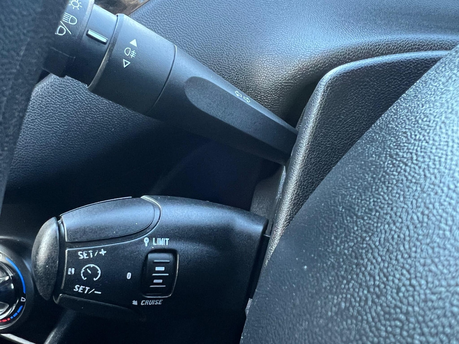 Used Peugeot 208 2013 for sale - 76671169: Photo 23