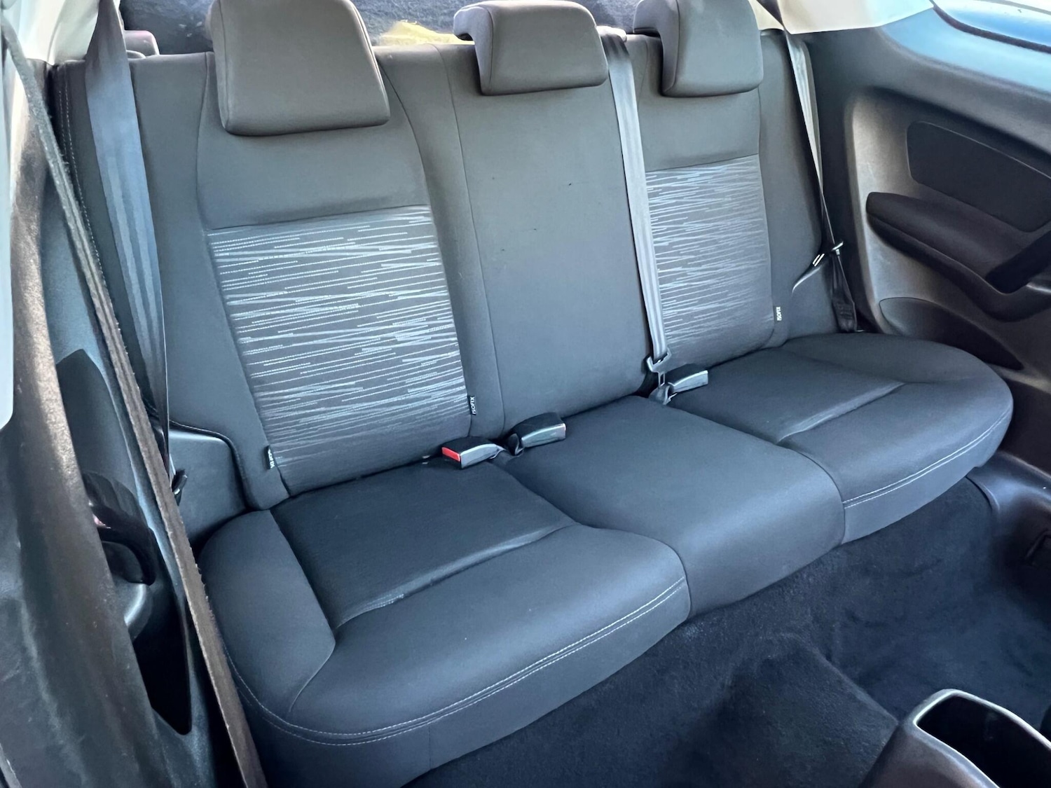 Used Peugeot 208 2013 for sale - 76671169: Photo 30