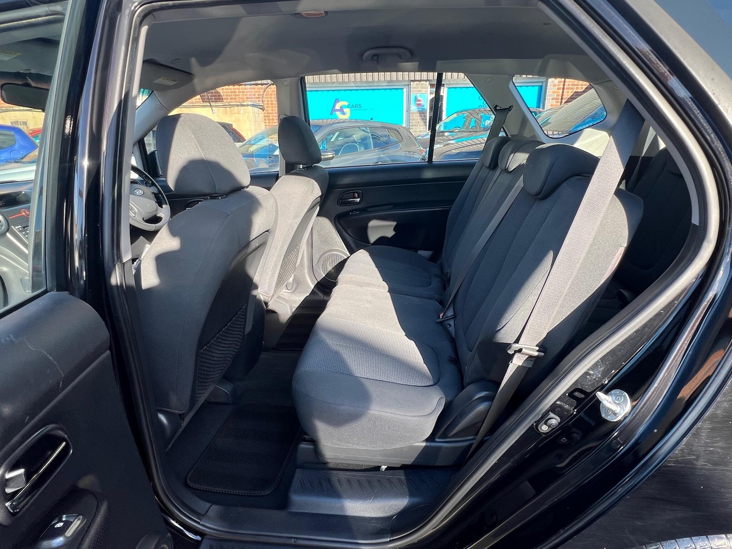 Vehicle 33