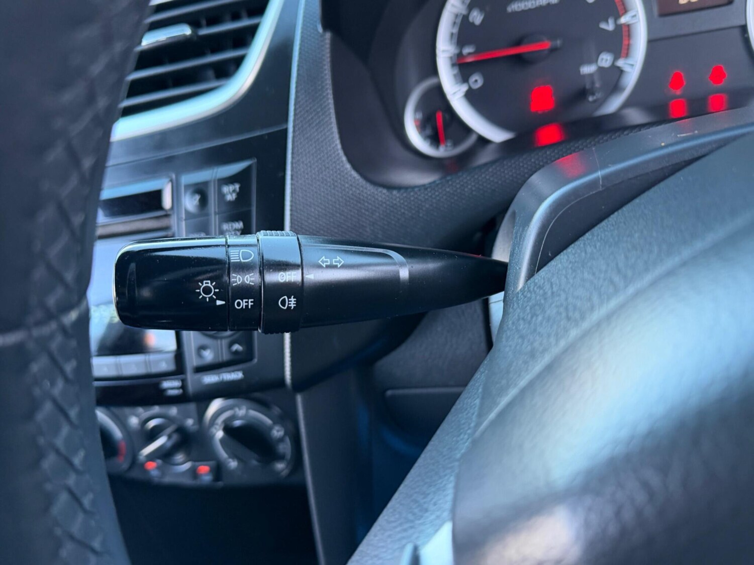 Used Suzuki Swift 2013 for sale - 77574462: Photo 27