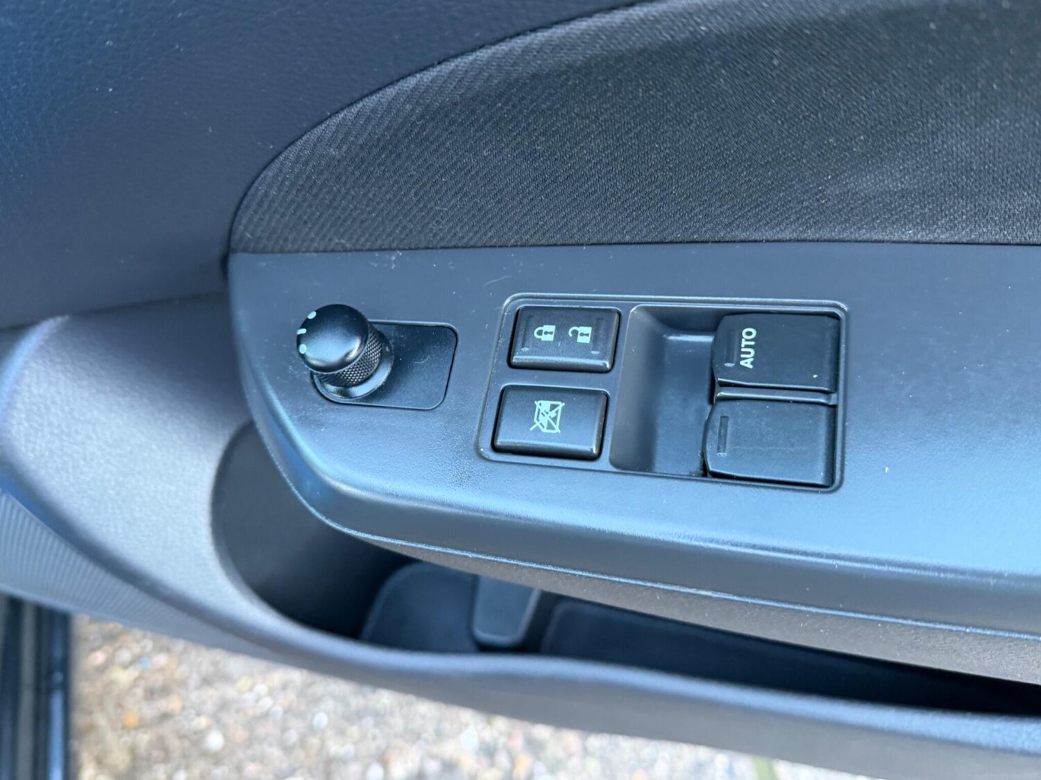 Used Suzuki Swift 2013 for sale - 77574462: Photo 35