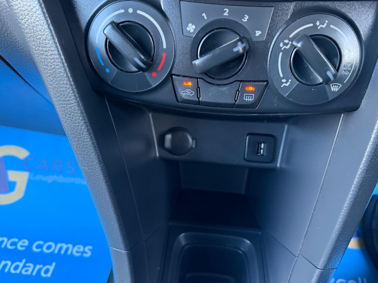 Used Suzuki Swift 2013 for sale - 77574462: Photo 36