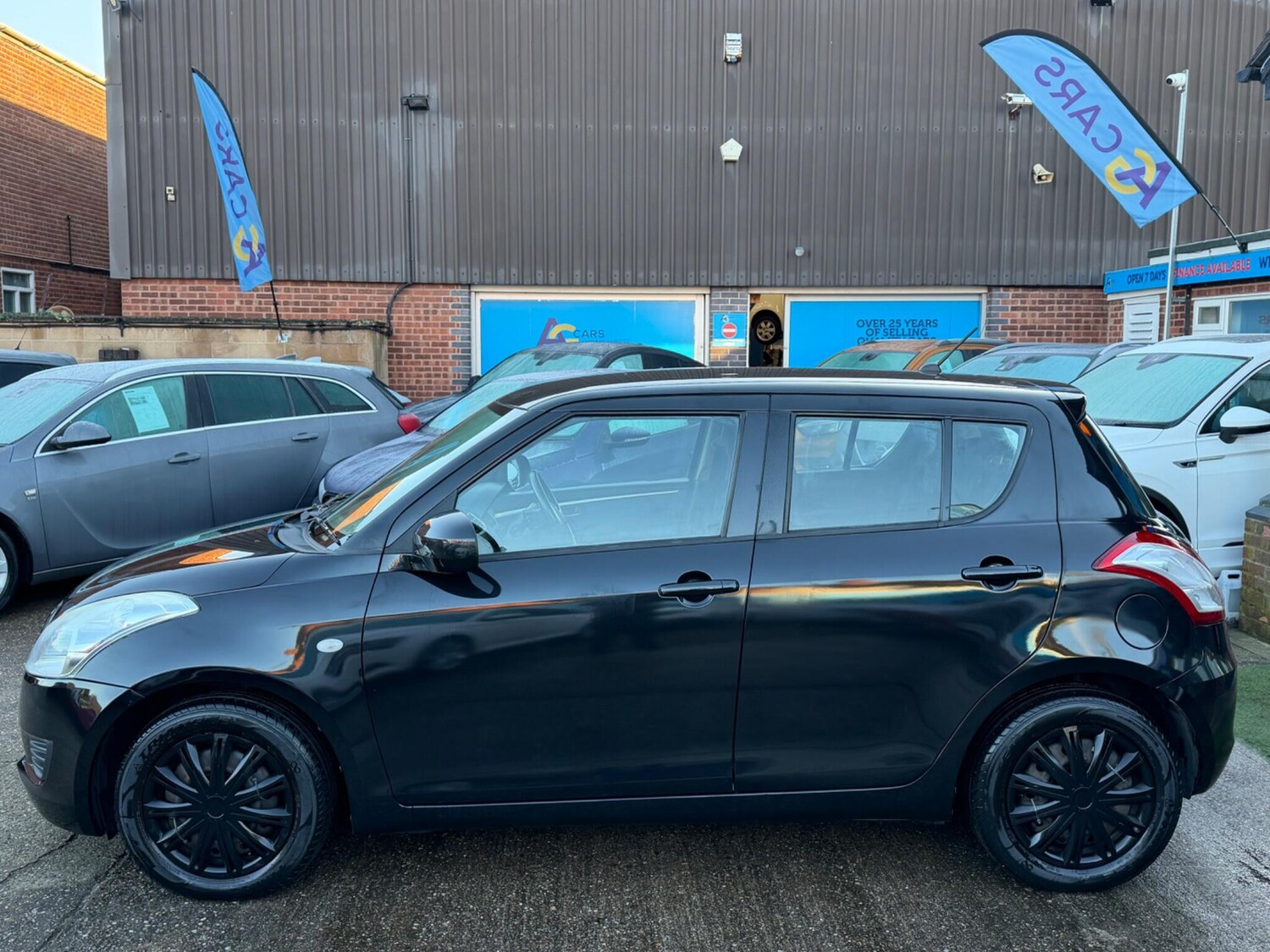 Used Suzuki Swift 2013 for sale - 77574462: Photo 46