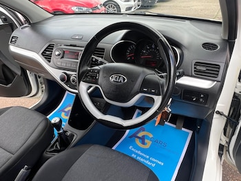 Used Kia Picanto 2017 for sale - 75400981: Photo