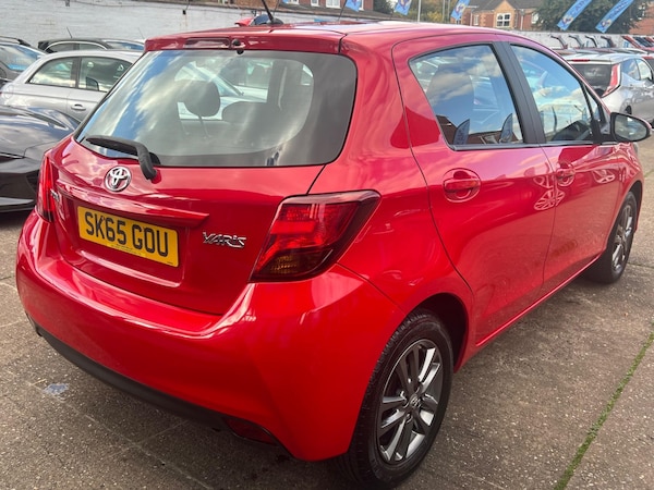 Used Toyota Yaris 2015 for sale - 76072507: Photo 10